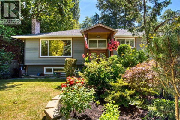517 Ailsa Avenue, Port Moody, BC V3H1A5 Photo 2