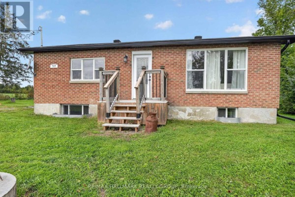 Kitchen - 517 Butler Road, Clarence Rockland, ON K0A2A0 Photo 3