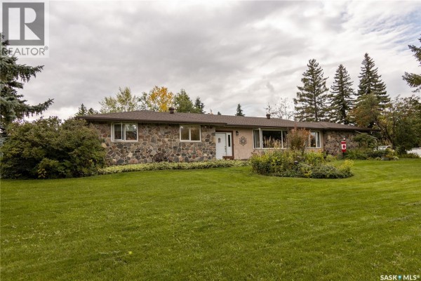 Kitchen - 517 East Drive, Esterhazy, SK S0A0X0 Photo 2