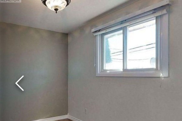Primary Bedroom - 517 Fairleigh Avenue, Oshawa, ON L1J2W7 Photo 3
