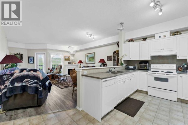 518, 29 River Ridge Drive Nw, Medicine Hat, AB, photo 3