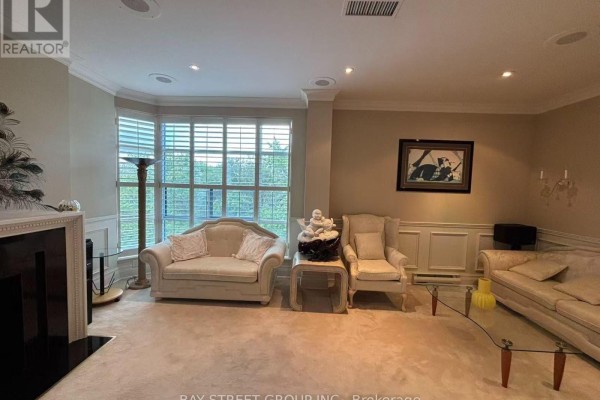 518 - 1 Watergarden Way, Toronto, ON M2K2Z7 Photo 5