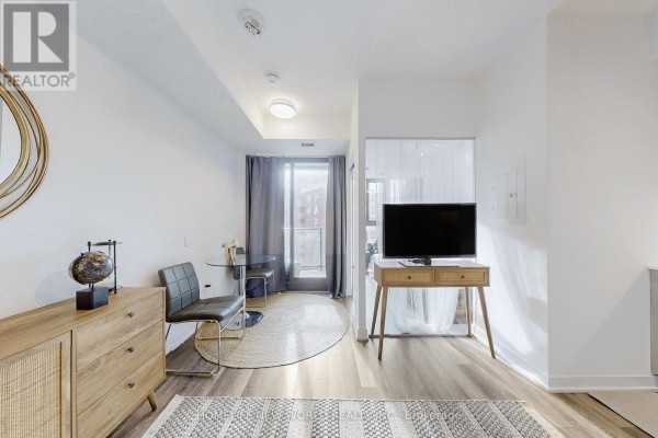 518 - 250 Lawrence Avenue W, Toronto, ON, photo 3