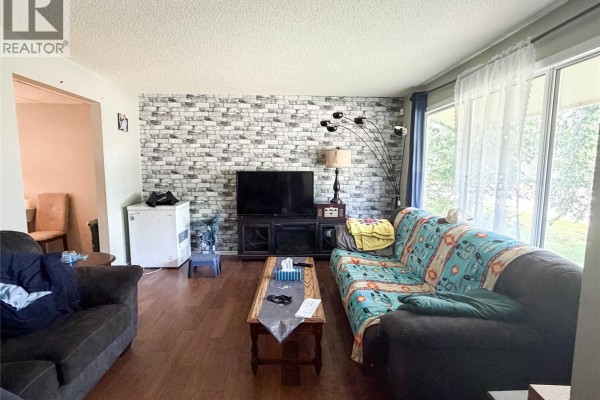 Storage - 518 1st Street E, Meadow Lake, SK S9X1E9 Photo 2