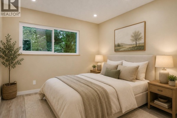 Primary Bedroom - 518 Carnation Pl, Saanich, BC V8Z6G6 Photo 5