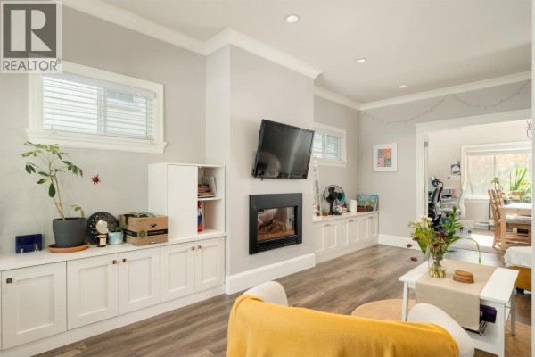 518 E 11th Avenue, Vancouver, BC V5T2C9 Photo 4