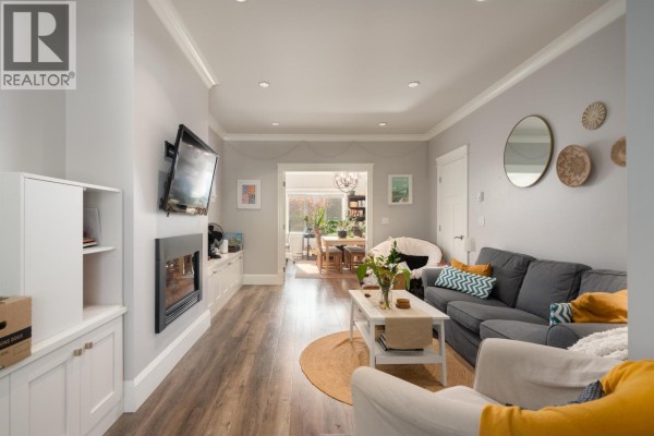 518 E 11th Avenue, Vancouver, BC V5T2C9 Photo 5