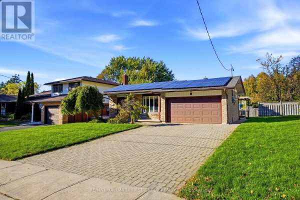 518 Gilbert Street E, Whitby