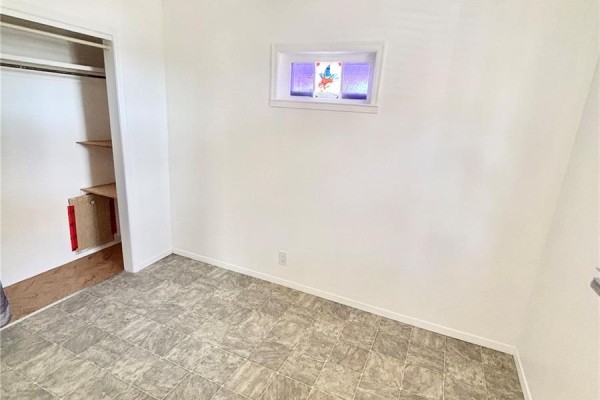 Laundry room - 518 Montreal Street, Regina, SK S4R1L6 Photo 5