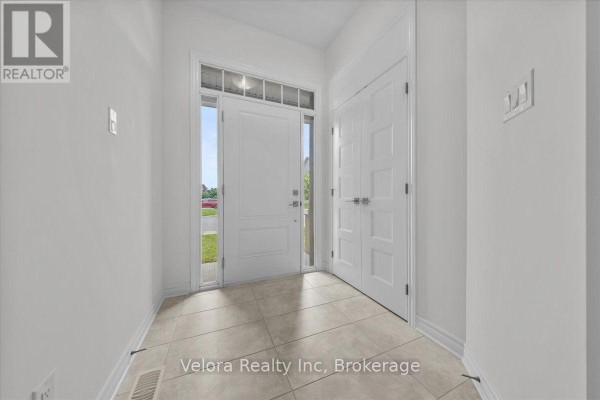 518 Vivera Place, Ottawa, ON K2S0W2 Photo 3