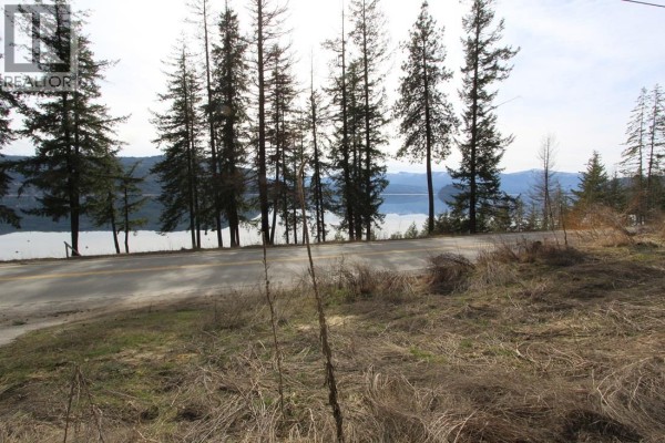 5183 Squilax Anglemont Road, Celista, BC V0E1M6 Photo 5