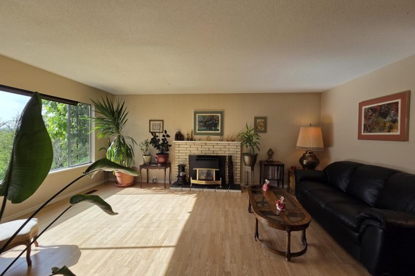 5185 234 Street, Langley, BC V2Z2P6 Photo 5