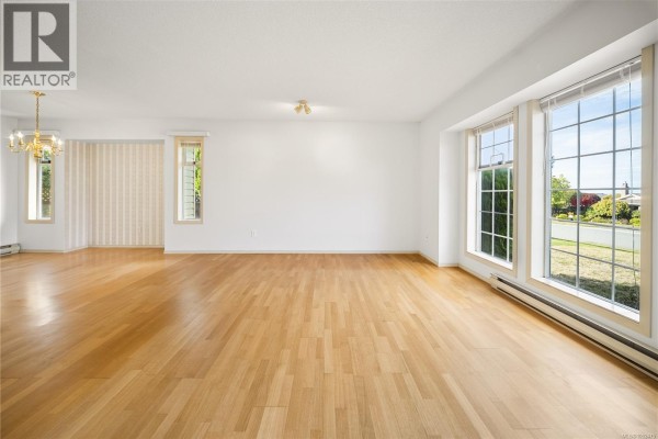 Primary Bedroom - 5185 Coach House Dr, Nanaimo, BC V9V1H4 Photo 5