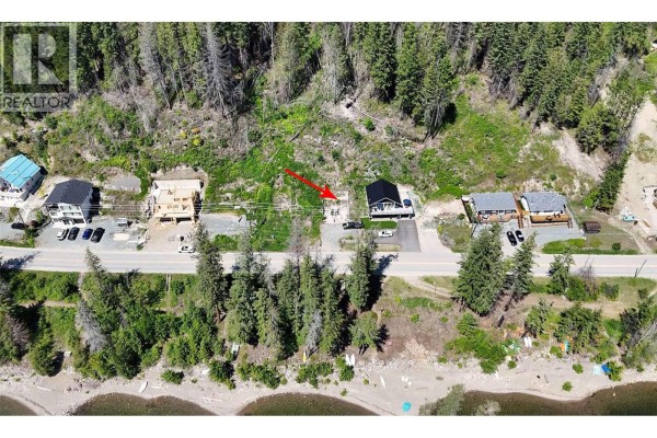 5185 Squilax Anglemont Road, Celista, BC V0E1M6 Photo 4