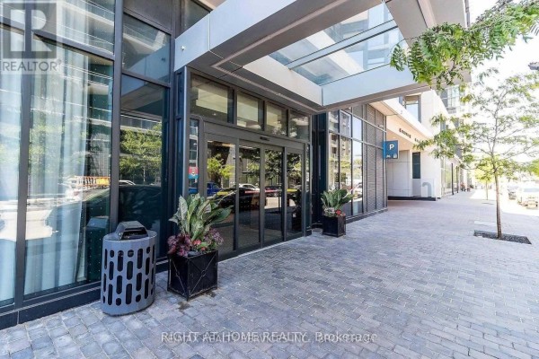 Kitchen - 519 - 55 Merchants Wharf, Toronto, ON M5A4K9 Photo 3