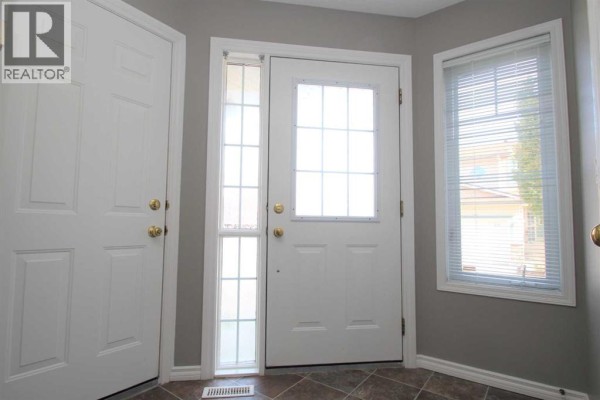52, 73 Addington Drive, Red Deer, AB, photo 2