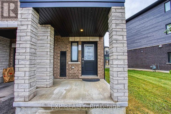 Bathroom - 52 - 590 North Service Road, Hamilton, ON L8E0K5 Photo 3