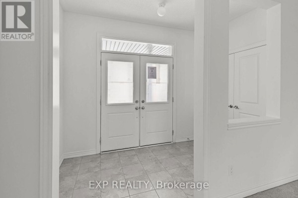 52 Baycroft Boulevard, Essa, ON, photo 2