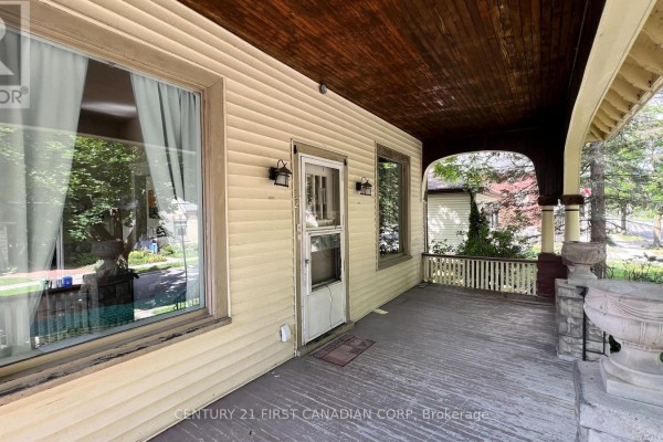 52 Becher Street, London South, ON, photo 3
