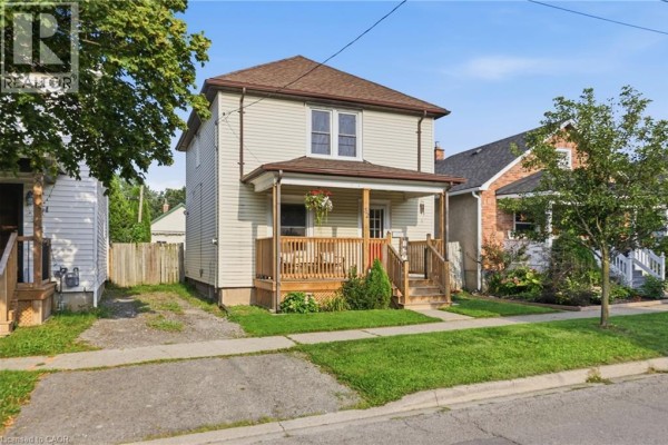 52 Berryman Avenue, St  Catharines, ON, photo 2