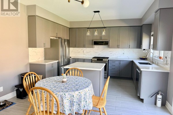 52 Bianca Crescent, Wasaga Beach, ON L9Z0H6 Photo 4