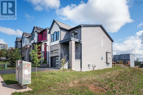 52 Bristolton Avenue, Bedford, NS, photo 2