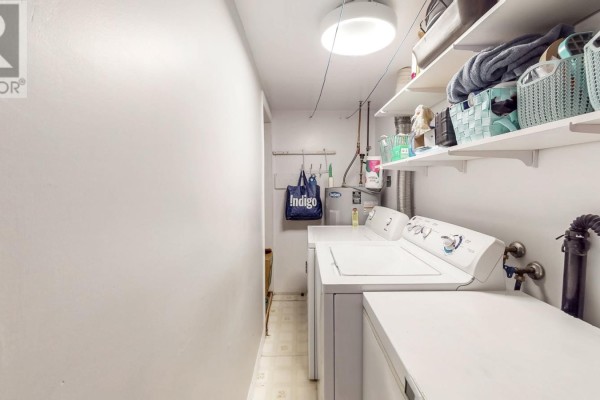 Mud room - 52 Cabot Street, St  John S, NL A1C1Z6 Photo 5
