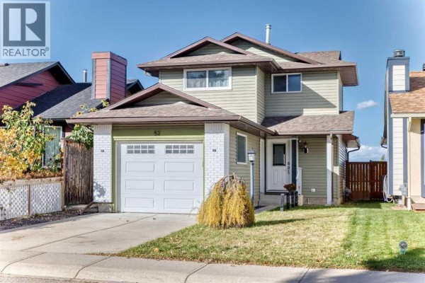 Residential for sale at 52 Cedargrove Road Sw, Calgary, AB - MLS® sCrooD