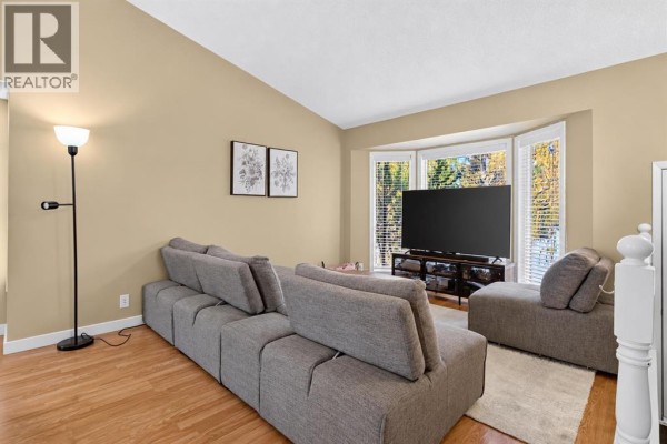 Breakfast - 52 Cedargrove Way Sw, Calgary, AB T2W4V2 Photo 4