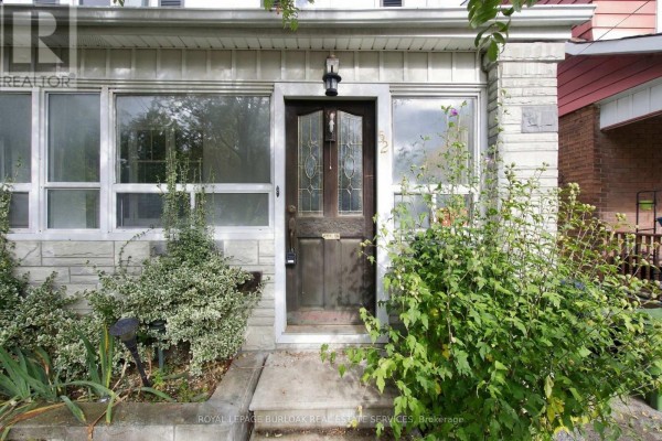 Dining room - 52 Craydon Avenue, Toronto, ON M6M2C7 Photo 3