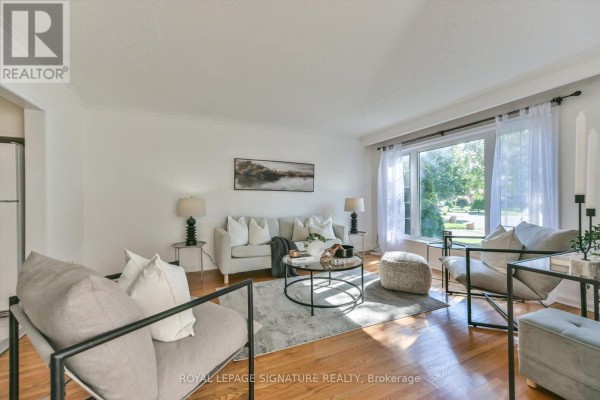 52 Daleside Crescent, Toronto, ON, photo 2
