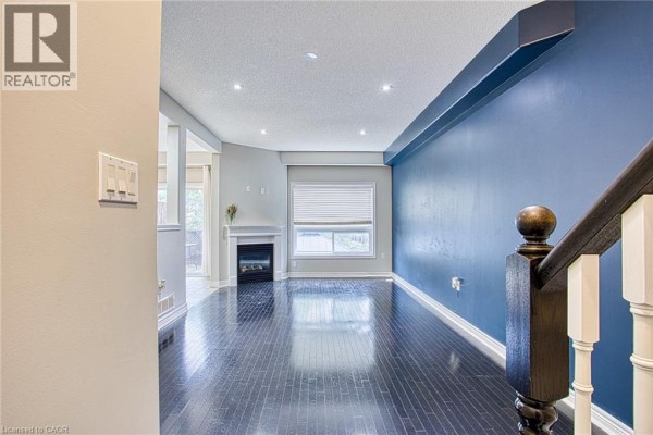 4pc Bathroom - 52 Dartmouth Gate Unit# Main, Stoney Creek, ON L8E0B9 Photo 4