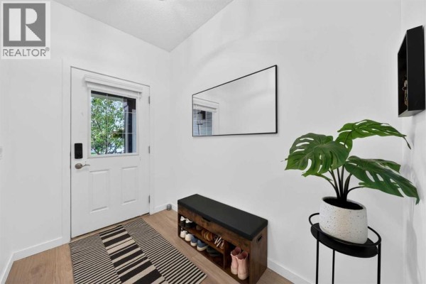 2pc Bathroom - 52 Evansborough Way Nw, Calgary, AB T3P0M3 Photo 4