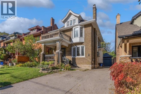 4pc Bathroom - 52 Fairmount Avenue, Hamilton, ON L8P3Z5 Photo 4