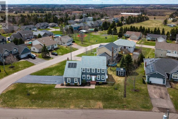 Family room - 52 Fox Run Drive, Charlottetown, PE C1E2J2 Photo 2