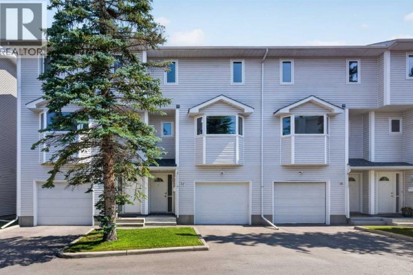 52 Glenbrook Villas Sw, Calgary