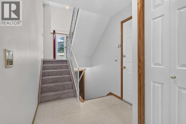 2pc Bathroom - 52 Glenbrook Villas Sw, Calgary, AB T3E7E8 Photo 3