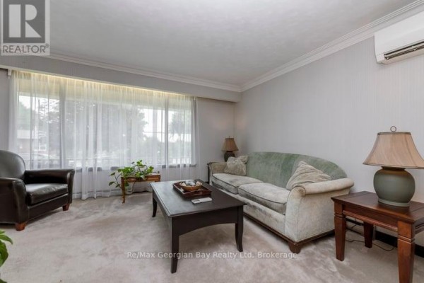 Bedroom 3 - 52 Gray Street, Severn, ON L0K1E0 Photo 4