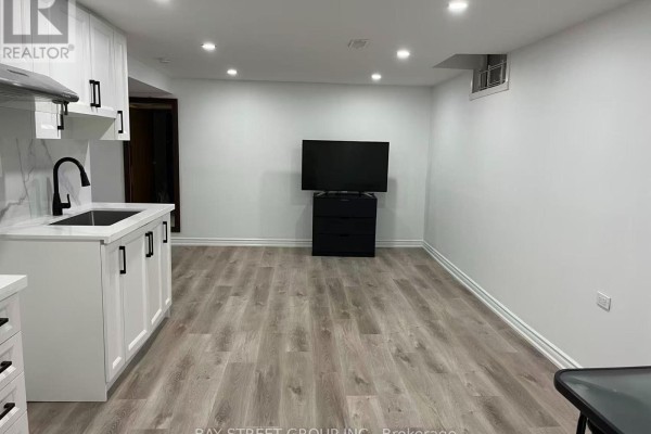 Bedroom 4 - 52 Hornchurch Crescent, Markham, ON L3R7C6 Photo 2