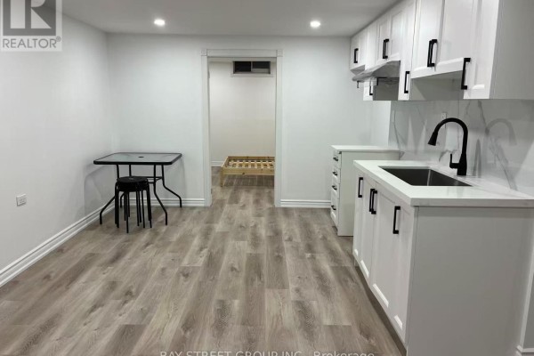 52 Hornchurch Crescent, Markham, ON L3R7C6 Photo 3