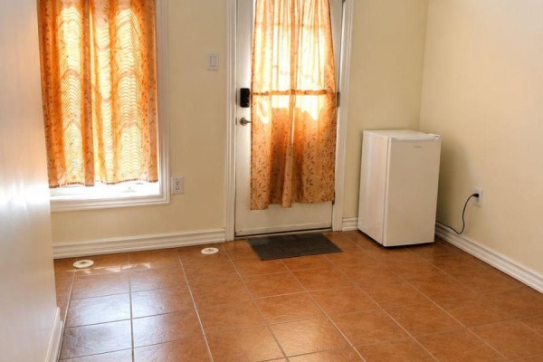 Great room - 52 Ignatius Lane, Toronto, ON M1E0A3 Photo 5