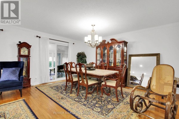 Kitchen - 52 Jarlan Terrace, Ottawa, ON K2L3L3 Photo 4