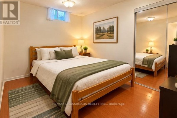 Bedroom - 52 Norman Ross Drive, Markham, ON L3S2Z1 Photo 3