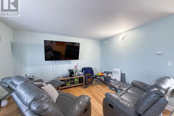 Bath (# pieces 1-6) - 52 Parent Street, Charlottetown, PE C1C1R2 Photo 5