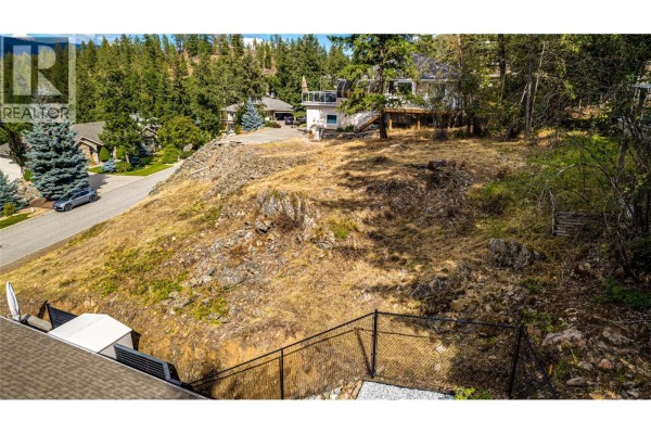 52 Peregrine Way, Vernon, BC V1H1E4 Photo 5