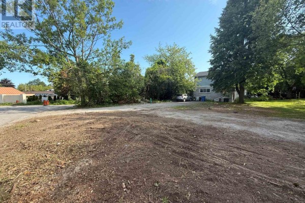 52 Pinery Lane, Georgina, ON L0E1L0 Photo 3