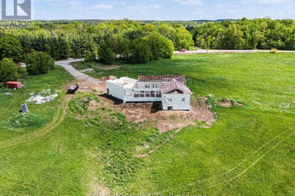 52 Rockfield Road, Leeds And The Thousand Islands, ON, photo 2