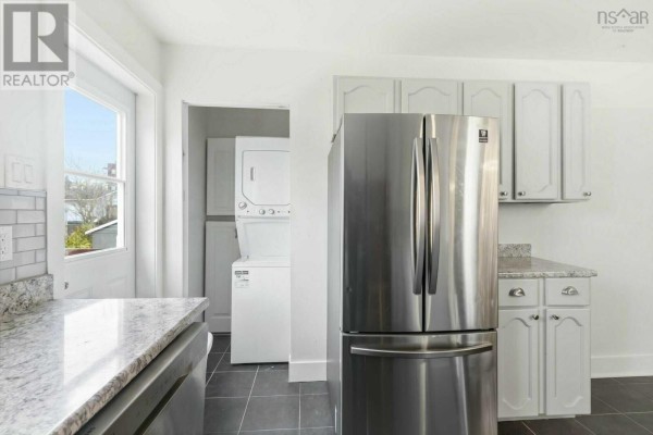 4pc Bathroom - 52 Shrewsbury Road, Dartmouth, NS B2V2E2 Photo 5