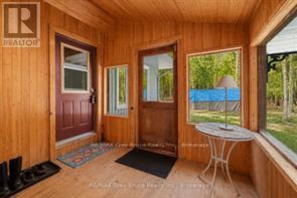 52 Spry Lake Road, South Bruce Peninsula, ON N0H2T0 Photo 4