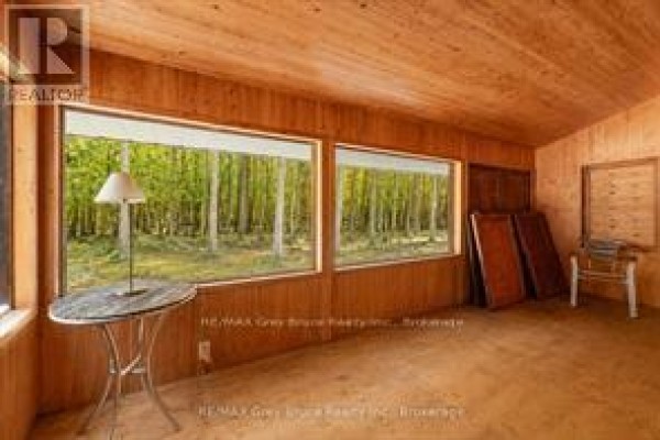 52 Spry Lake Road, South Bruce Peninsula, ON N0H2T0 Photo 5